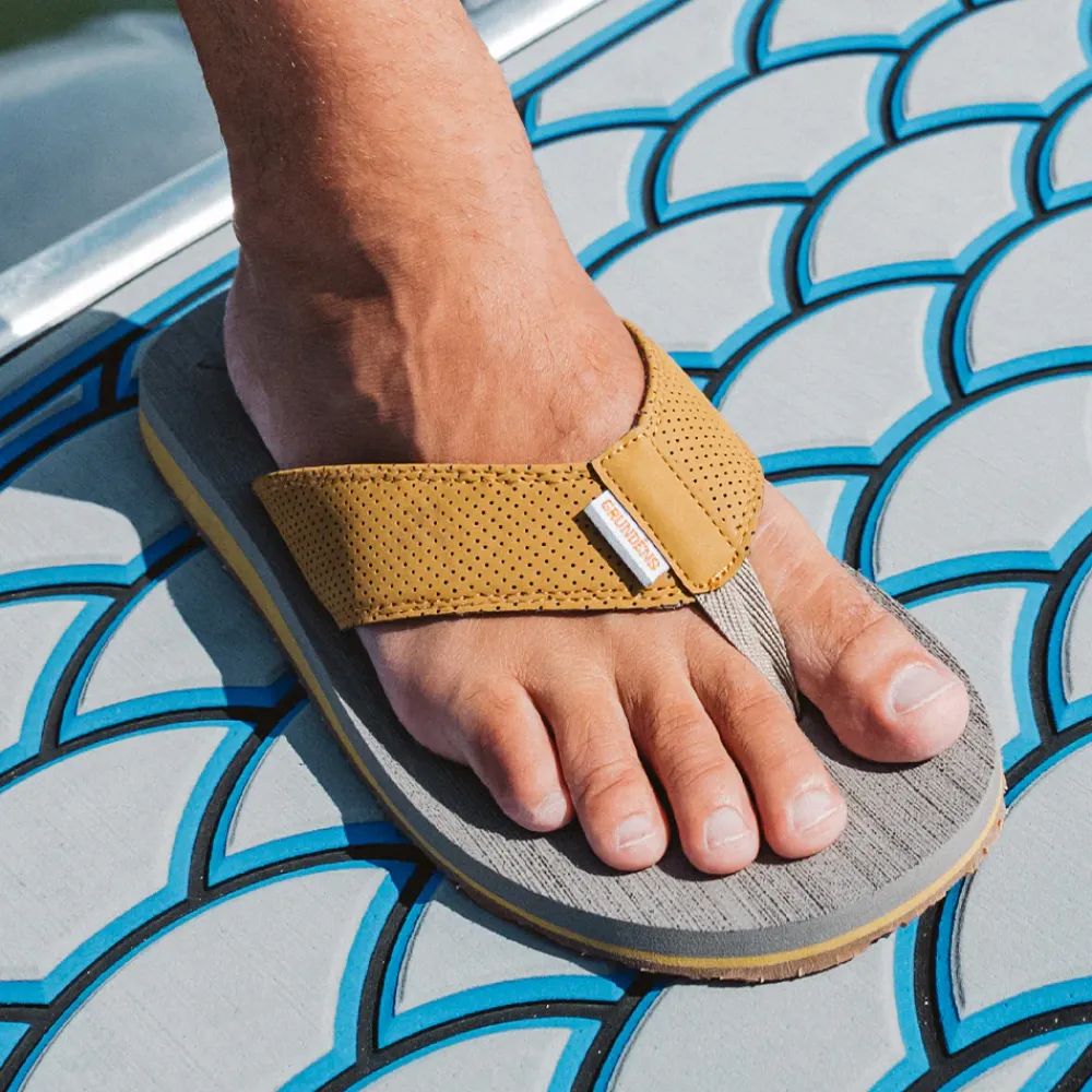 Hot Species Sandal Footwear